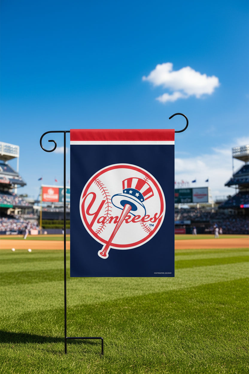 New York Yankees MLB Garden Flag